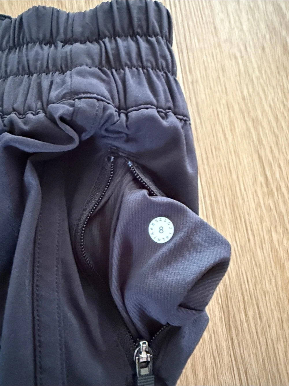 Lululemon Tracker Short V *4